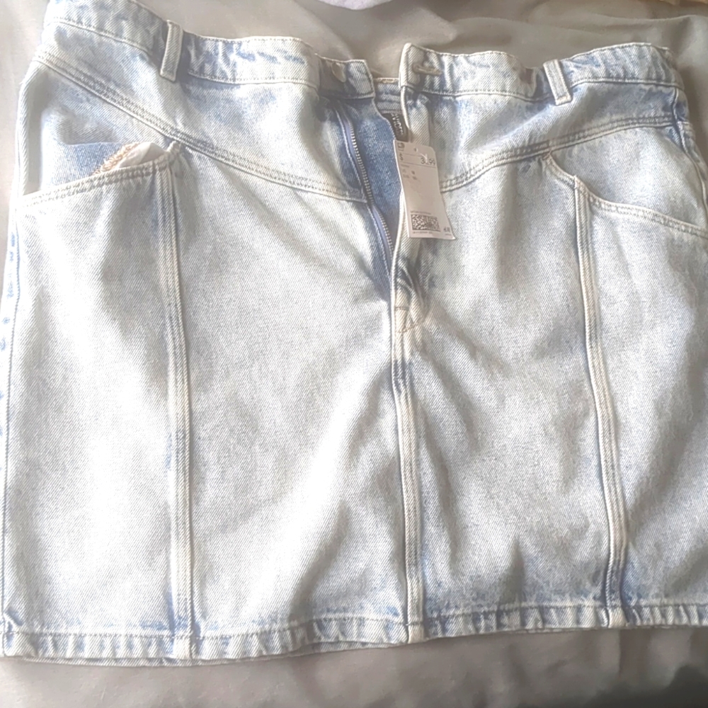 NWT H&M divided denim vintage style acid wash skirt